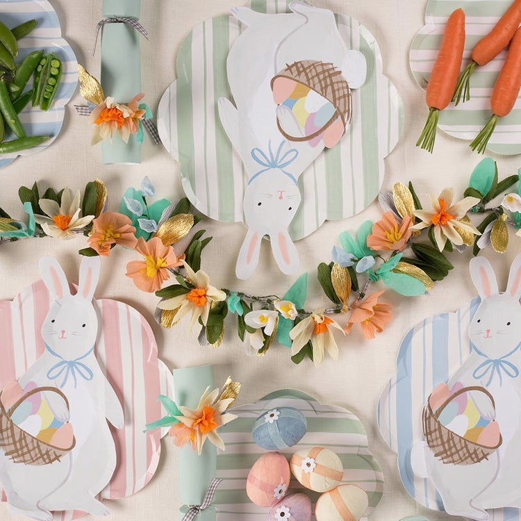 Guirlande de fleurs pastel pour decoration anniversaire vaiana