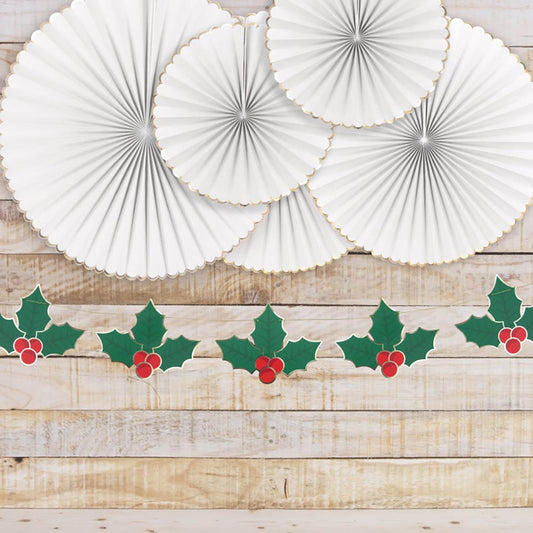 Guirlande de houx pour decoration de noel intérieure originale