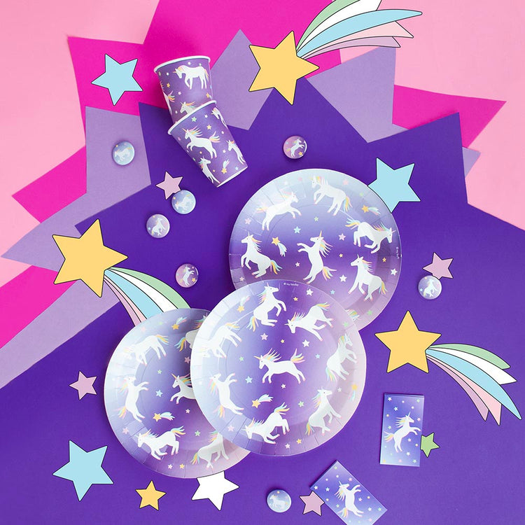 Assiettes en carton licorne pour decoration de table anniversaire