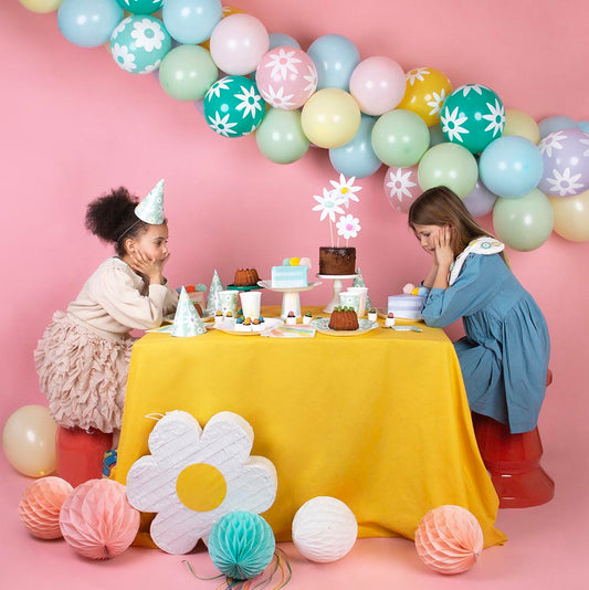 Pinata marguerite : décoration anniversaire fille thème fleurs