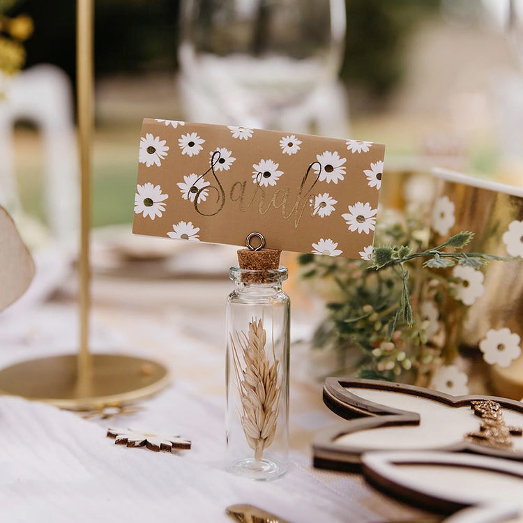 Marque place marguerite pour anniversaire enfant theme paques