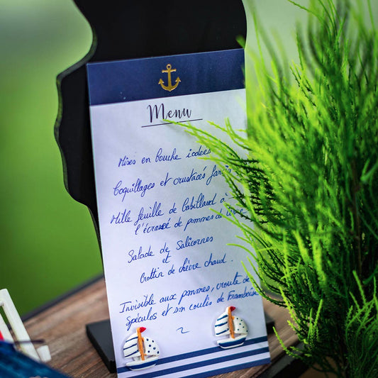 10 menus pour mariage marin à personnaliser avec ancre marine dorée