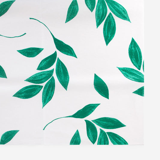 Nappe en papier épais fabriquée en France motif feuille fond blanc