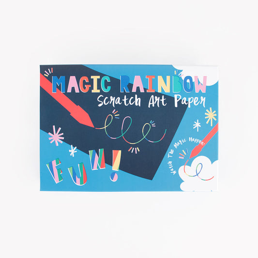 Feuilles de papier à gratter arc-en-ciel pour activité anniversaire licorne