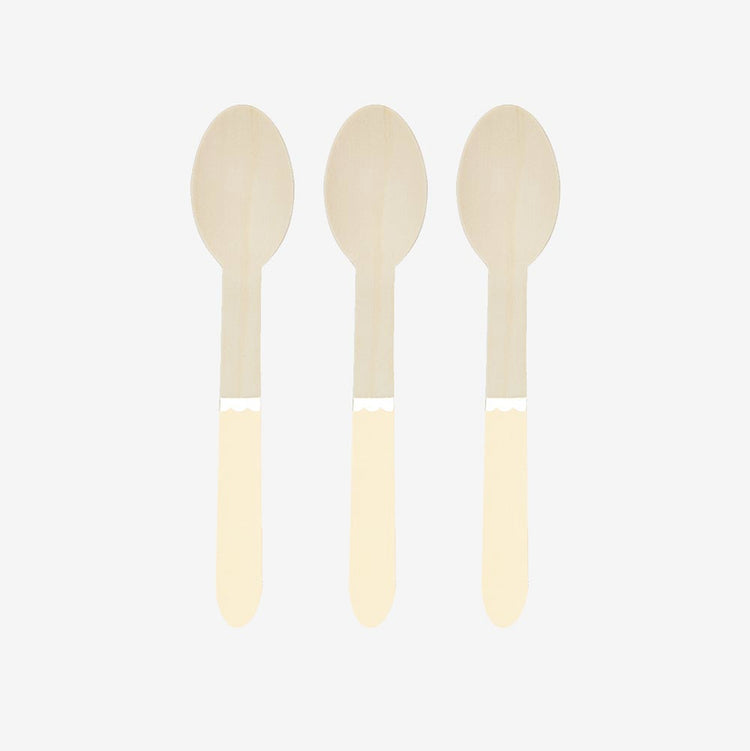Vaisselle réutilisable : 8 petites cuilleres en bois jaune pastel