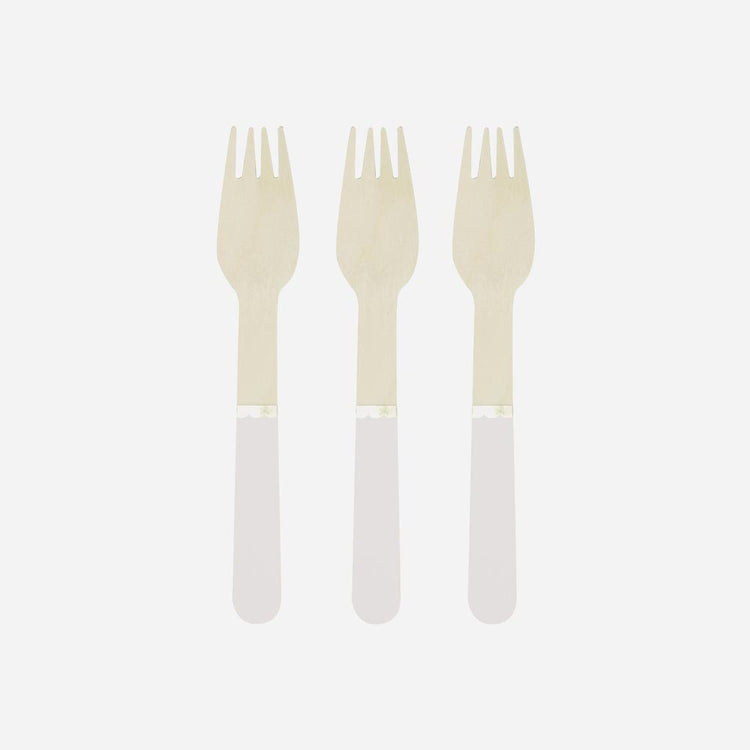 Fourchettes en bois rose clair pour décoration baby shower