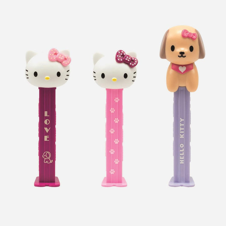 Idee cadeau invité à glisser dans pochette surprise : pez hello kitty
