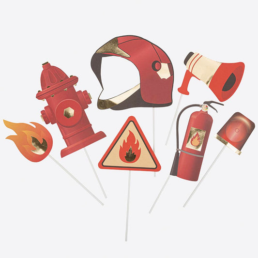 Aniversaire garçon pompier : un photobooth pour photos souvenirs