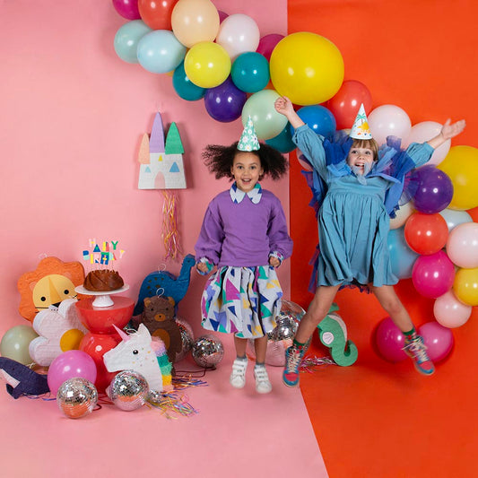 Découvrez les pinatas My Little Day : pinata chateau de princesse