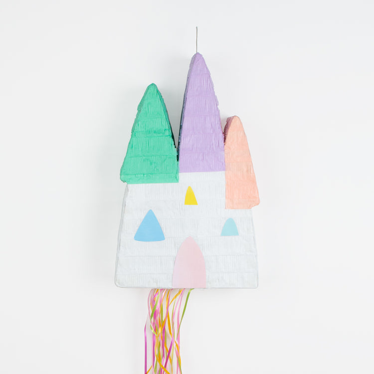 Pinata château de princesse pour activité anniversaire theme princesse