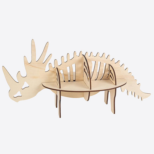 Présentoire à gateau tricératops en bois pour déco anniversaire dino