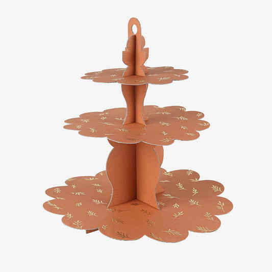 Présentoir gateaux terracotta et doré pour decor gateau mariage boheme