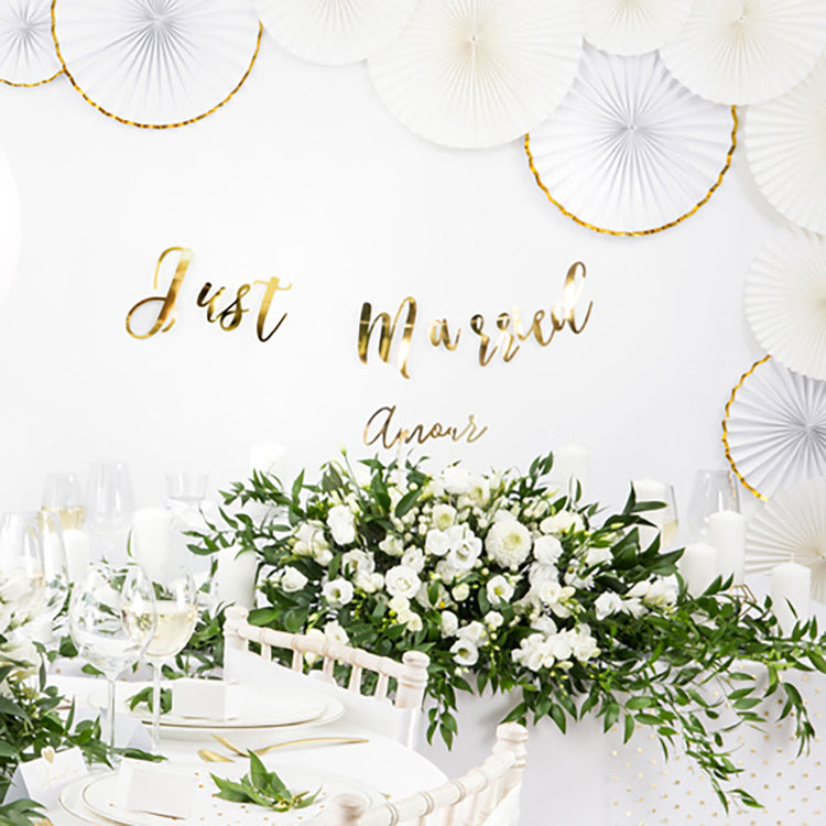 Décoration mariage blanche rosaces en papier