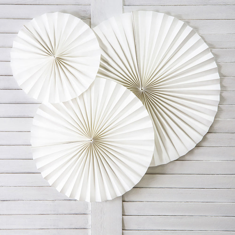 Décoration anniversaire fête blanche rosace blanche