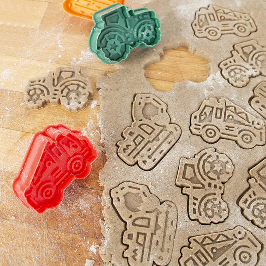 1 emporte piece en forme de camion pour gateau anniversaire garcon