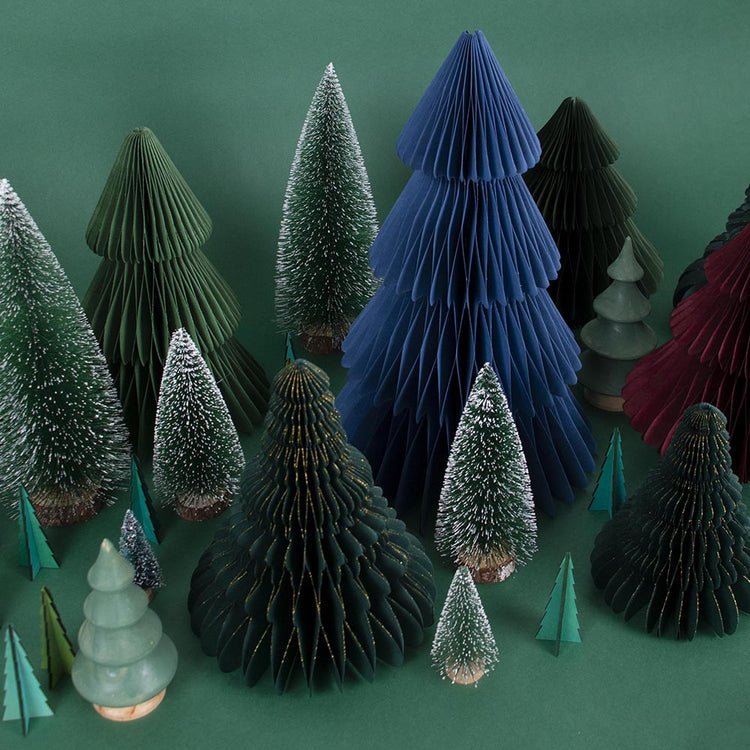 Sapins de Noel en papier pour deco tabmle de fete de noel