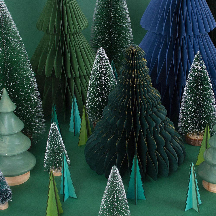 Sapins de Noel en papier pour deco tabmle de fete de noel