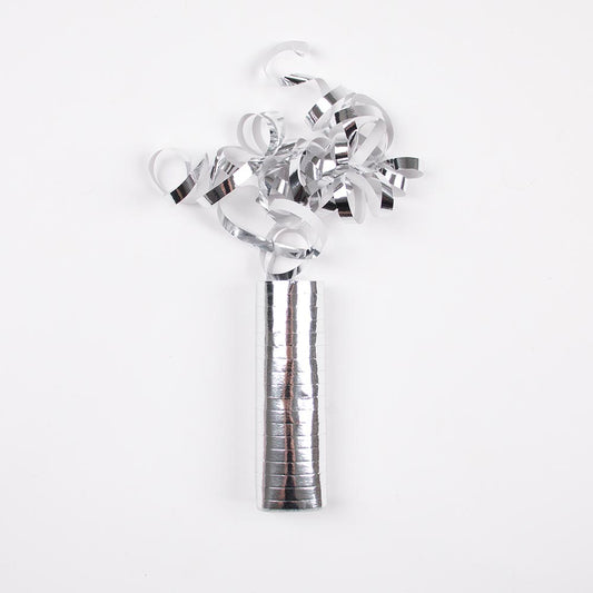 Un tube de serpentin argenté parfait pour toutes les occasions festives