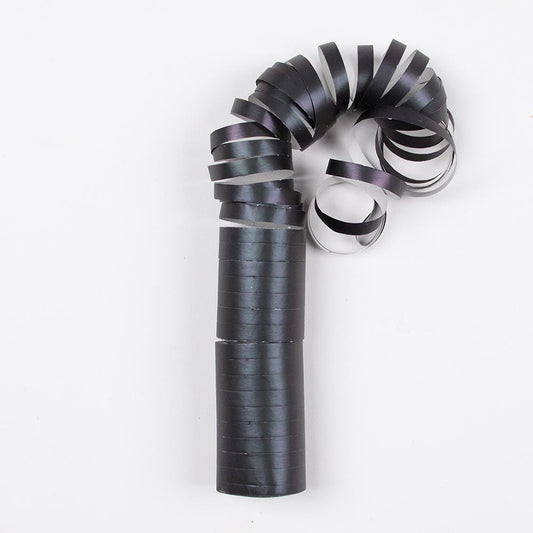 Serpentins noirs parfaits pour toutes les occasions : Halloween ou anniversaire