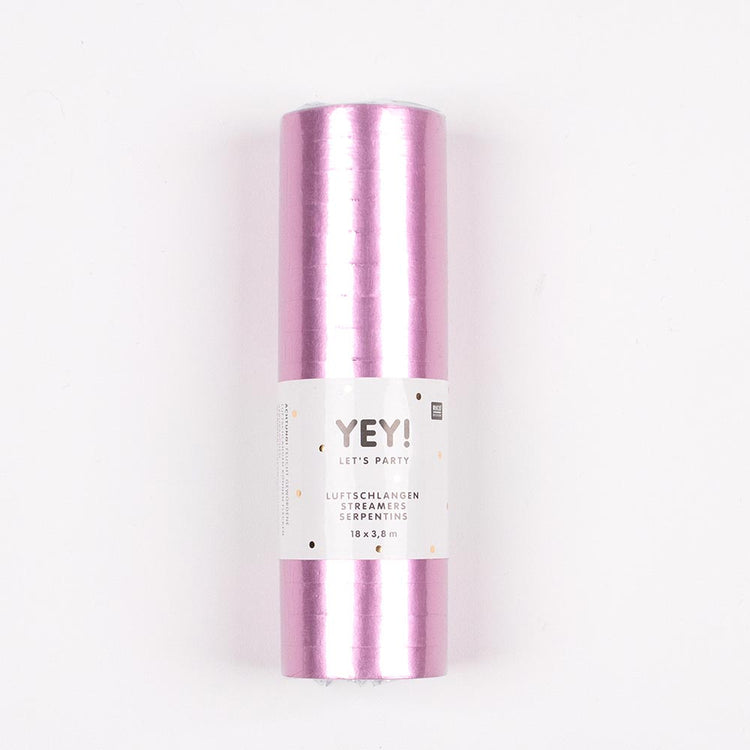 Gender reveal révélation fille : serpentins roses nacrés métalliques.