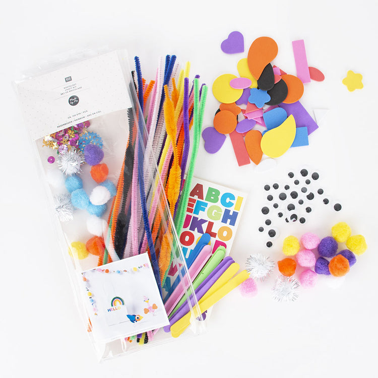 Set de bricolage anniversaire enfant feutrine, pompons et cordons