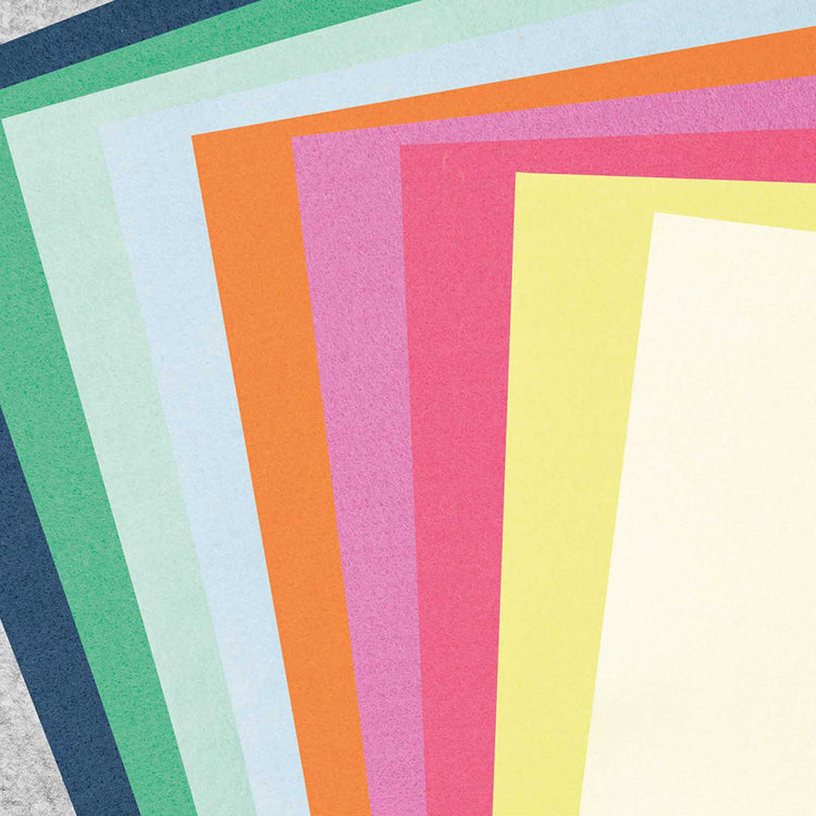 Feuilles de feutrine colorées activité créative enfants anniversaire