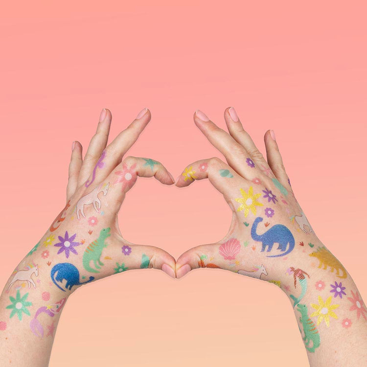 8 tatouages ephemeres licorne pour cadeau anniversaire enfant