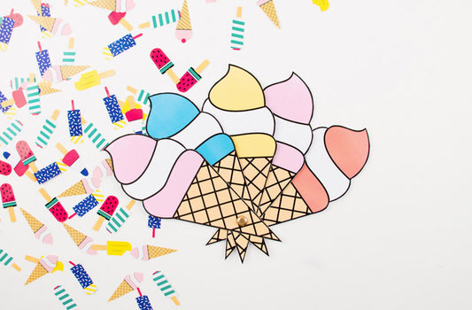 Idea for summer decoration: colorful ice cream fan