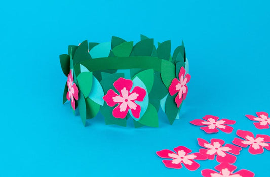 DIY flower crown for birthday girl Moana theme