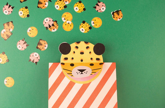 Free tutorial for a safari-themed birthday gift: surprise bags