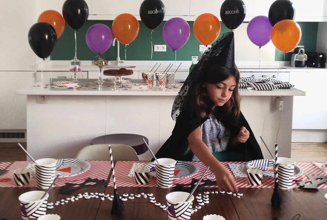How to organize a Halloween themed birthday party