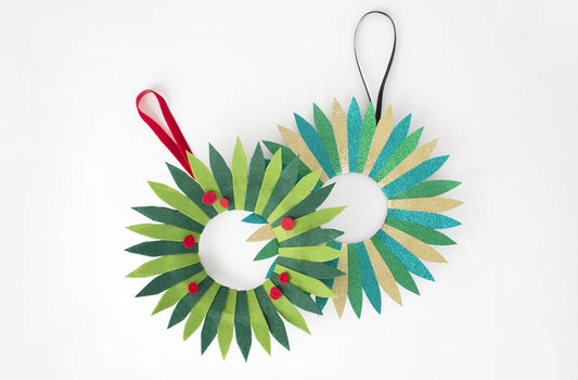 Do-it-yourself Christmas decoration: original Christmas wreaths