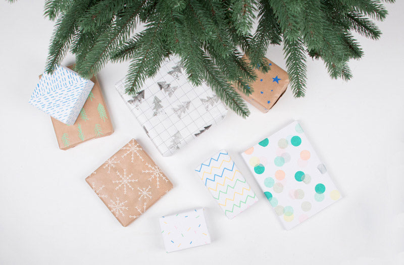 Idées pour emballage cadeau original : customiser son papier cadeau de Noël