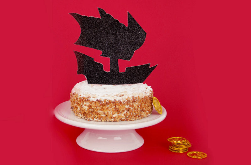 DIY pirate ship toppers for birthday boy pirate theme