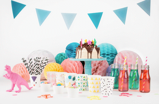 Idées et conseils pour dresser table anniversaire sweet originale