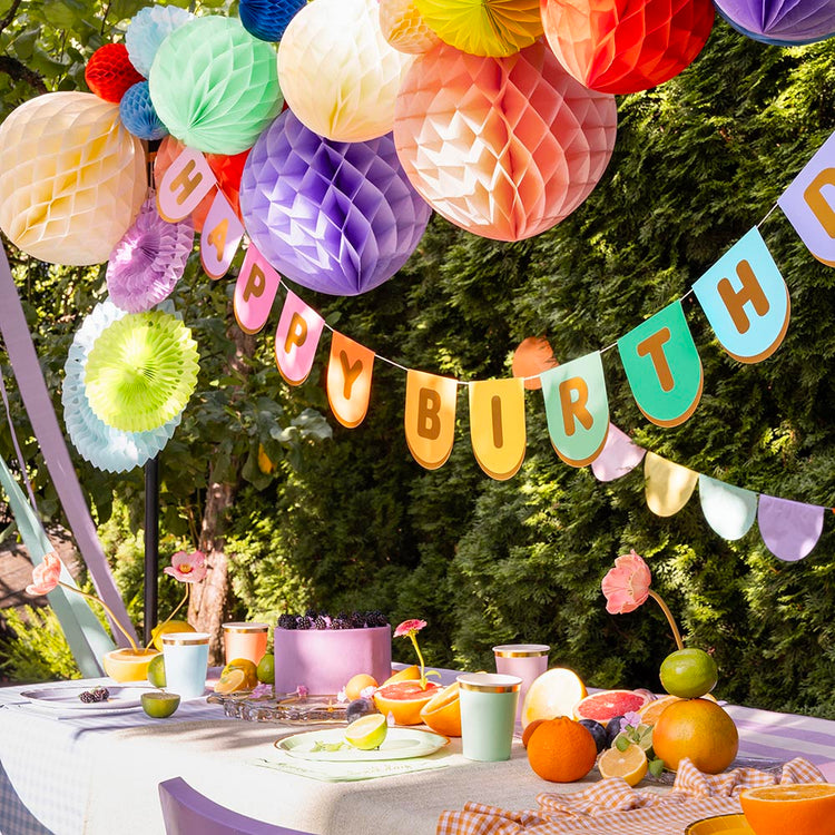 Serviettes en papier : 12 serviettes happy birthday multicolores