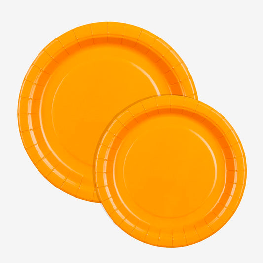 Assiettes oranges : décoration de table