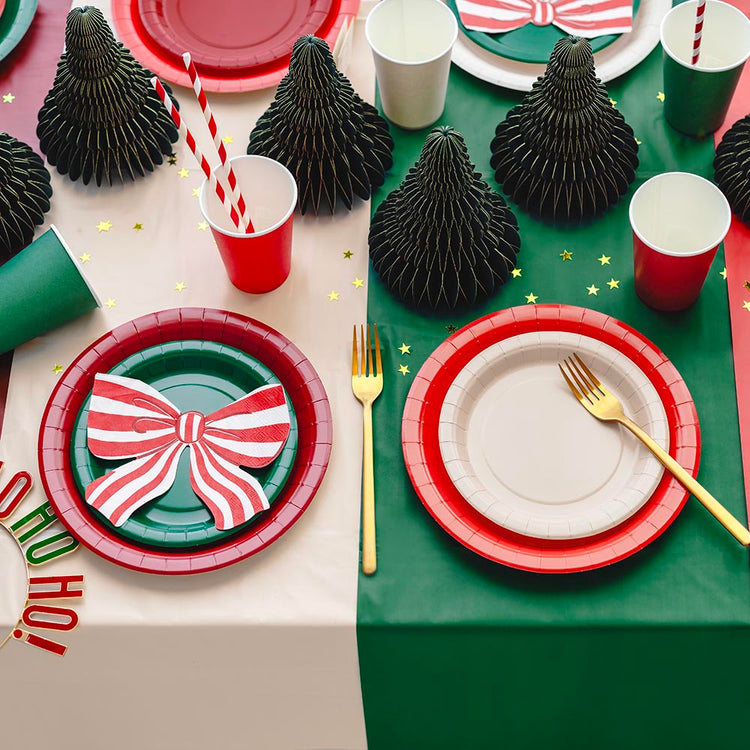Assiettes en carton vert foncé décoration table de Noël