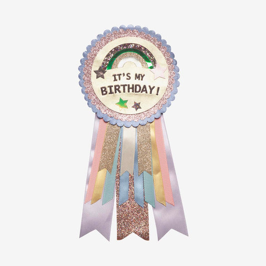 Badge anniversaire arc-en-ciel : accessoire déguisement enfant anniversaire