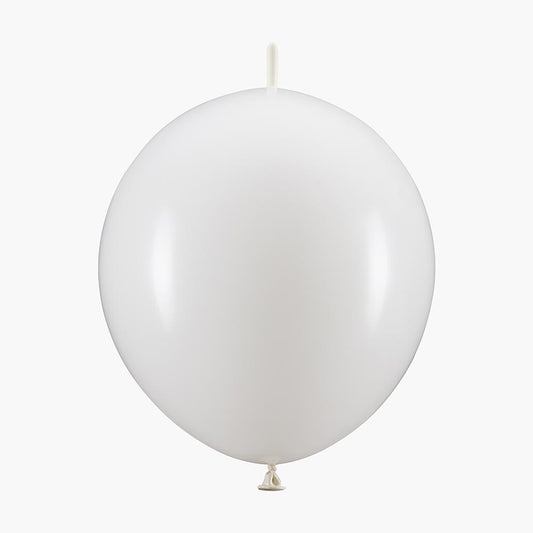 20 ballons blancs à relier pour faire une décoration de fête