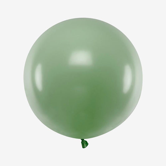 Un ballon rond vert romarin pour une touche de couleur !