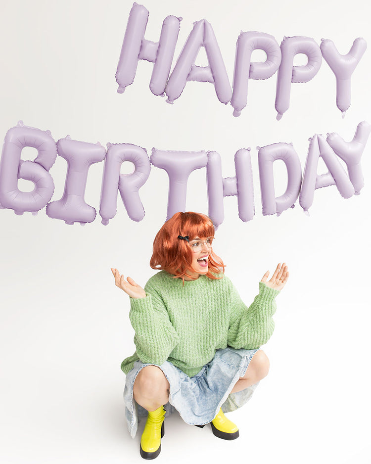 Idéal pour fêter un anniversaire fille : Ballon Happy Birthday mauve clair 