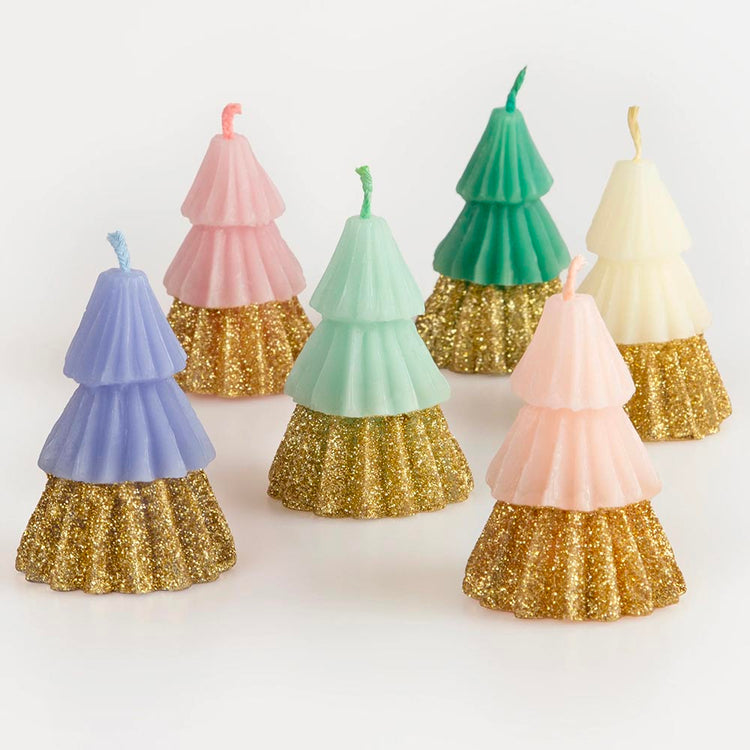 Bougie décorative de Noël : 6 sapins pastel et dorés idéale pour une décoration