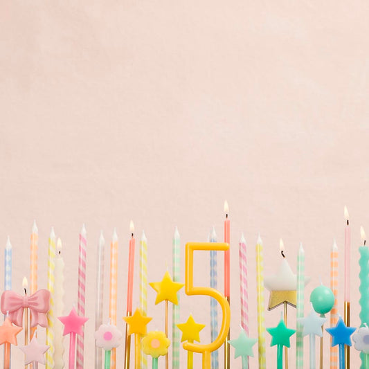 Bougie anniversaire : 12 bougies étoiles colorées