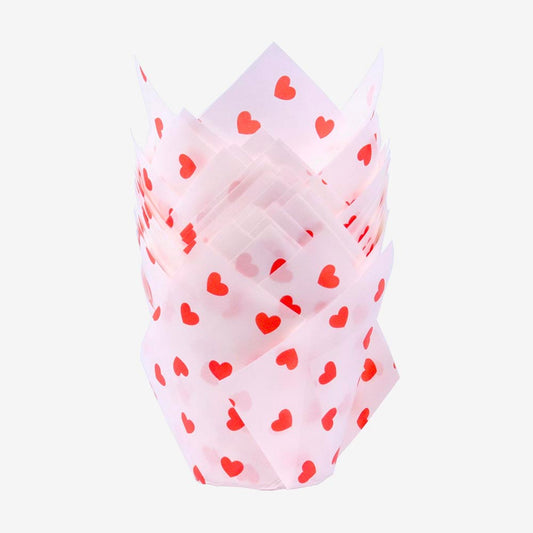 24 Caissettes à cupcake en papier motif coeurs rouges