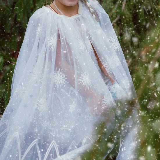 Cape reine des neiges : Déguisement carnaval fille thème princesse