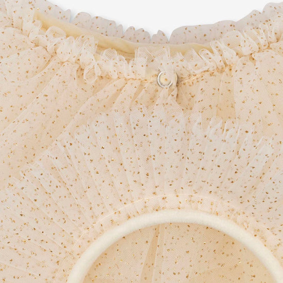 Cape crème et dorée et serre-tête : idée cadeau anniversaire princesse