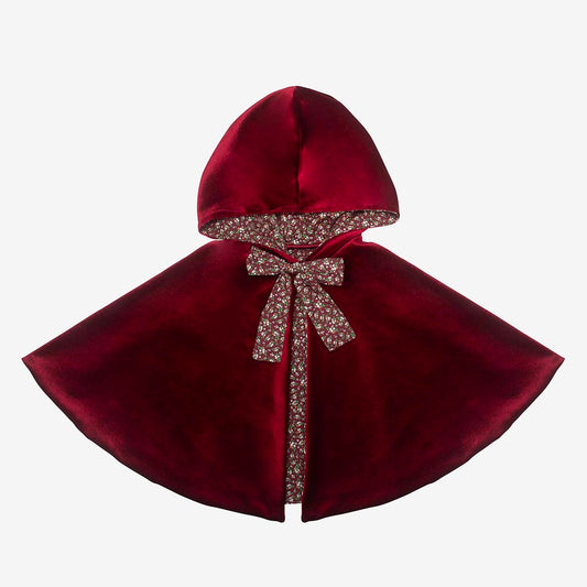 Cape de petit chaperon rouge : deguisement carnaval original