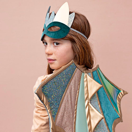 Cape dragon à paillettes : idee deguisement carnaval original