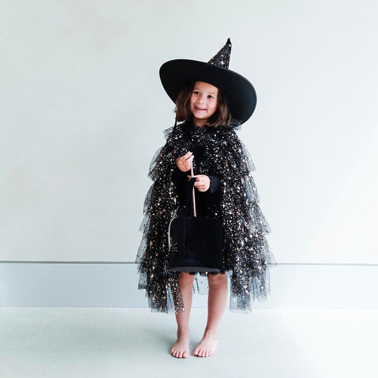 Cape en tulle noire avec étoiles pour enfant